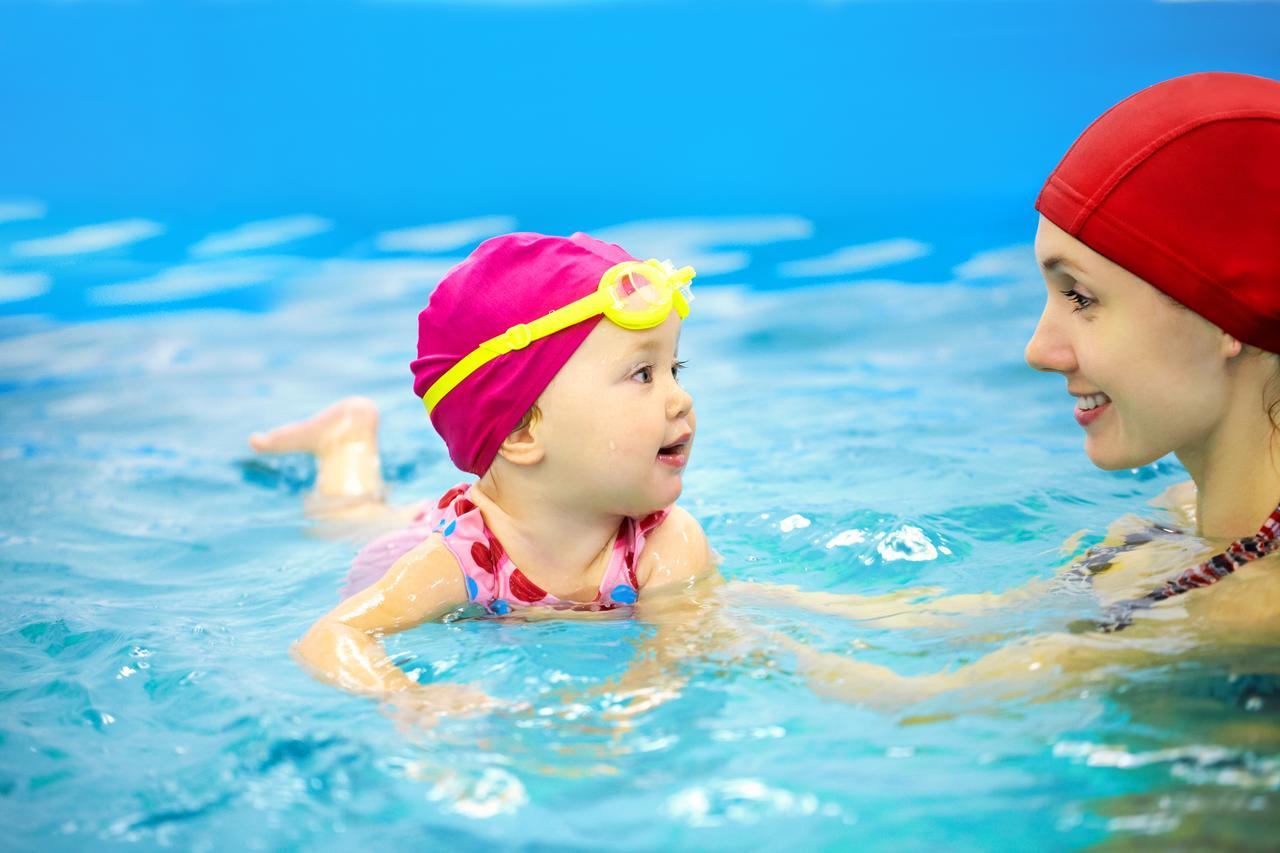 Le Torri Del Garda Familyspa Resort トッリ・デル・ベーナコ エクステリア 写真
