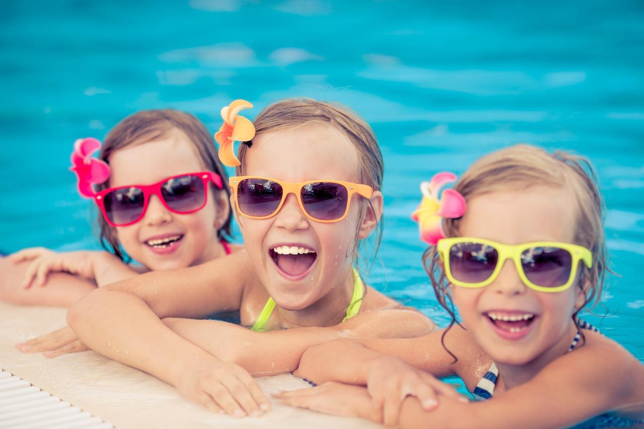 Le Torri Del Garda Familyspa Resort トッリ・デル・ベーナコ エクステリア 写真