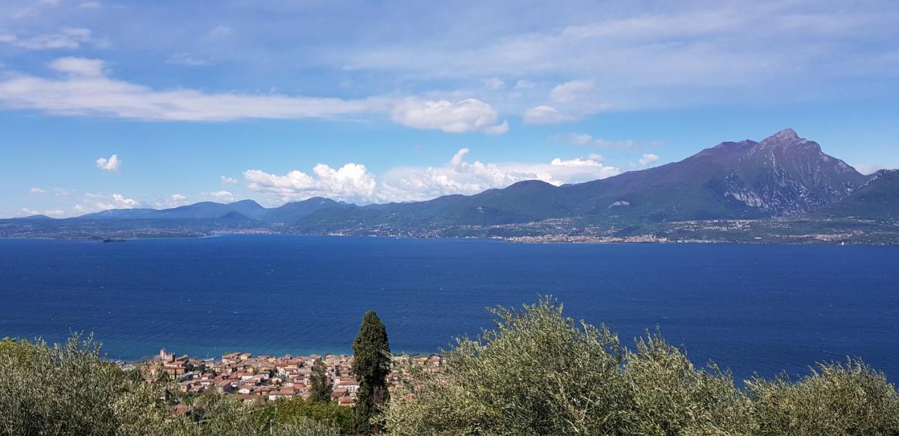 Le Torri Del Garda Familyspa Resort トッリ・デル・ベーナコ エクステリア 写真