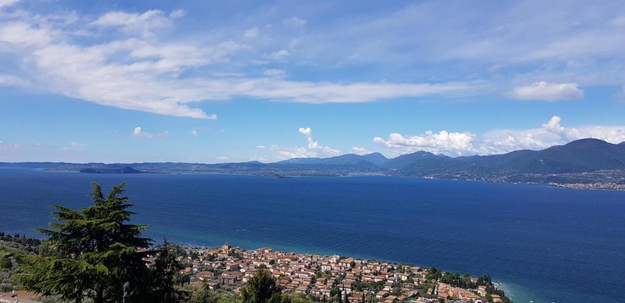 Le Torri Del Garda Familyspa Resort トッリ・デル・ベーナコ エクステリア 写真